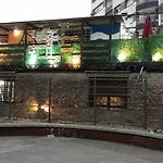 Loft Casa Dos Pisos Con Garage Pocitos Playa 4 Personas